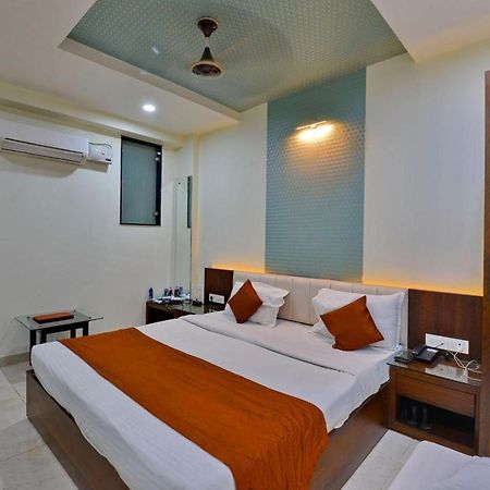 Hotel Tilak Bhopal Exterior foto